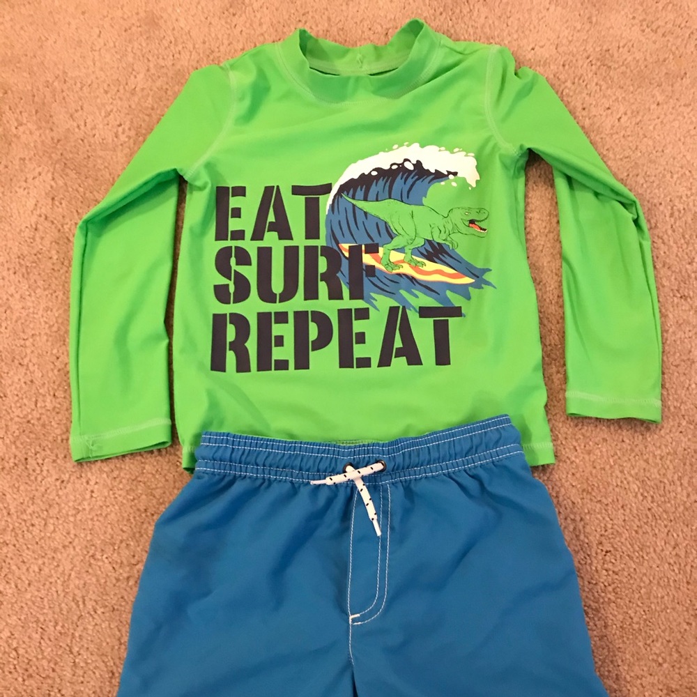 Boys rash guard a d trunk set